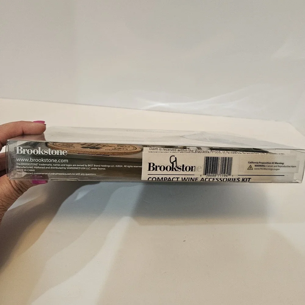 Brookstone Compact Wine Accessories 9PCS With CASE SEALED Corkscrew Coasters